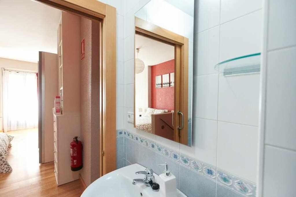 Apartamento Ayla Ayuntamiento Pamplona Exteriör bild